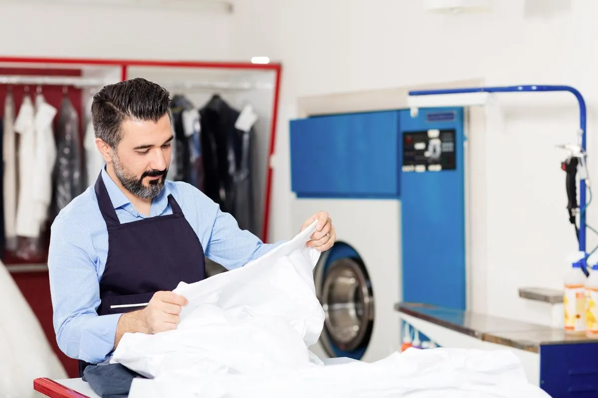 Tips to Select the Right Dry Cleaning Service in Your Area